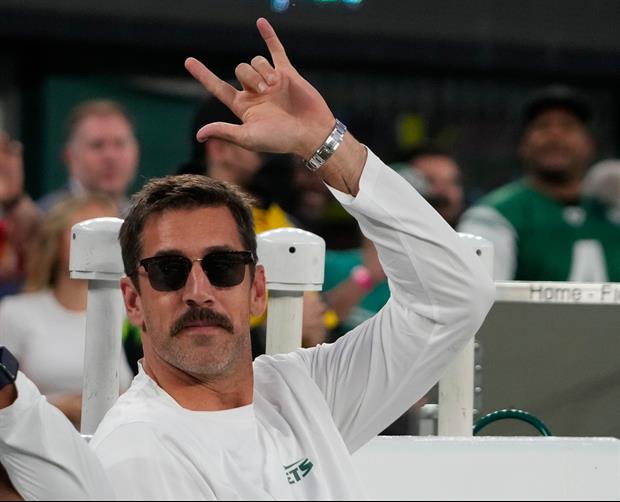 Aaron Rodgers Destroys Losers Who Live In Their Parents' Basements