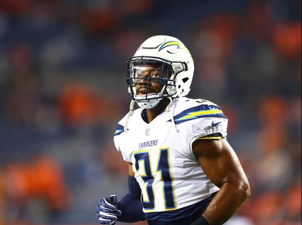 Chargers Safety Adrian Phillips' Wife Ran On Field To Check On Him After Injury