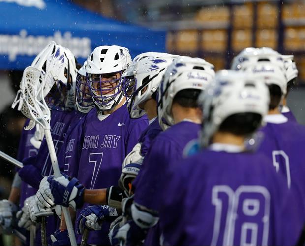 Albany Lacrosse Team Singing "Alive" By Pearl Jam Before Every Game