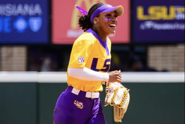 Watch: Alix Franklin's Diving Catch Makes SportsCenter Top 10 Plays