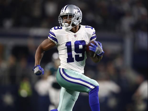 Amari Cooper's New Cowboys Jersey Diamond Necklace Looks Like He's In Dallas For Awhile