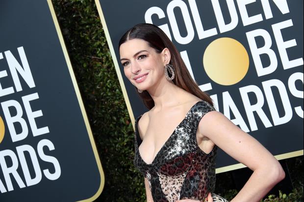 Anne Hathaway Was Nearly Wiped Out Sitting Courtside At Knicks Game