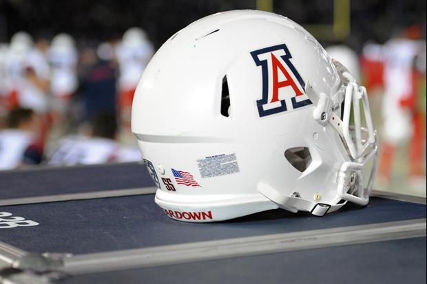Arizona Student Sneaks Onto Sideline & Ride Team's Stationary Bike During Game