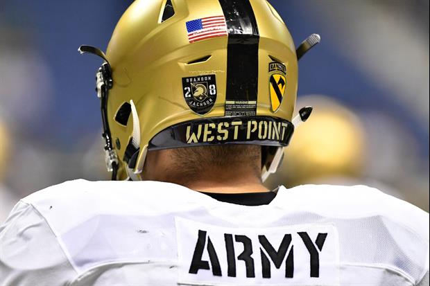 Army Lineman Headbutted His Coach During A Timeout & Almost Knocked Him Out