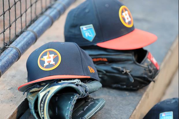 Astros SS Aledmys Díaz Got Hit Four Pitches Into Tuesday's Game