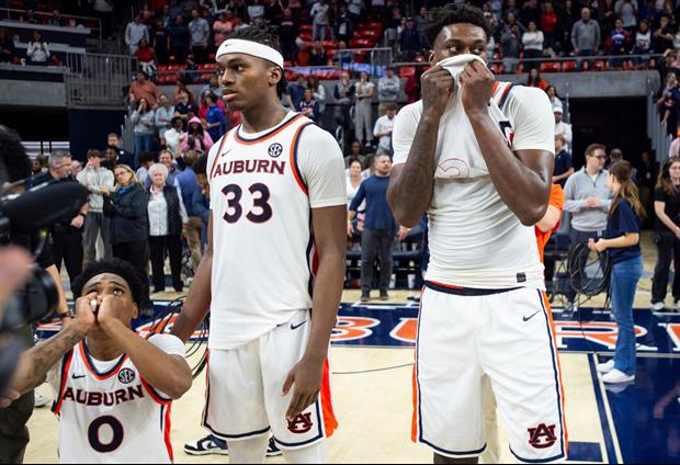 Refs Review And Reverse Auburn's Ridiculous 40-Footer Buzzer-Beater