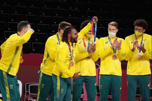 Watch Aussie Men's Basketball Team Sing Men At Work After Taking Home Bronze