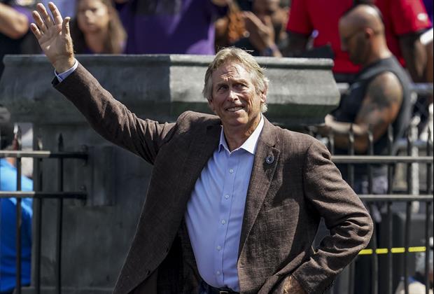 LSU Athletics to Retire All-America QB Bert Jones' Jersey