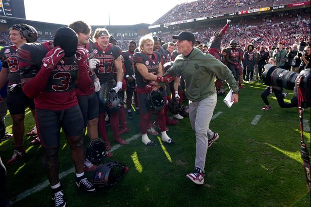No. 8 Oklahoma Defeats No. 23 Missouri 17-6, Moves Closer To Possible CFP Spot