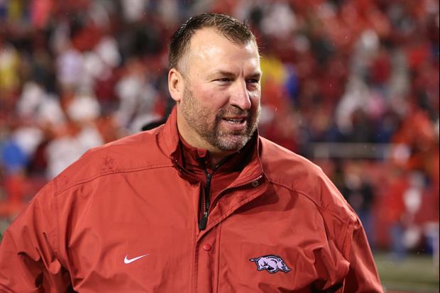 Bret Bielema Posts Twitter Pic Of Him Rocking a Fanny Pack In The 90s