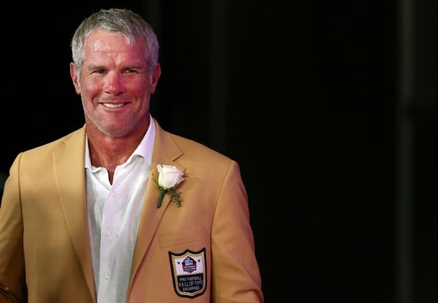Here's What Brett Favre Said About Baker Mayfield Recreating His Draft Day  Pic