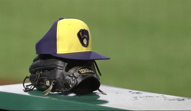 19 Year-Old Brewers Prospect Gets $80M, 8-Year Extension Despite Never Playing a MLB Game