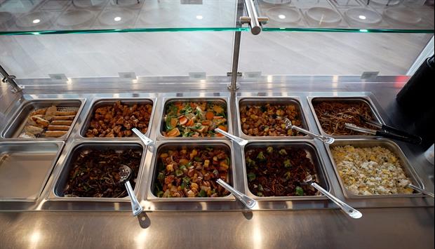 Dude Sets Guinness World Record For Listing Most Chinese Food Takeaway Dishes in 30 Secs