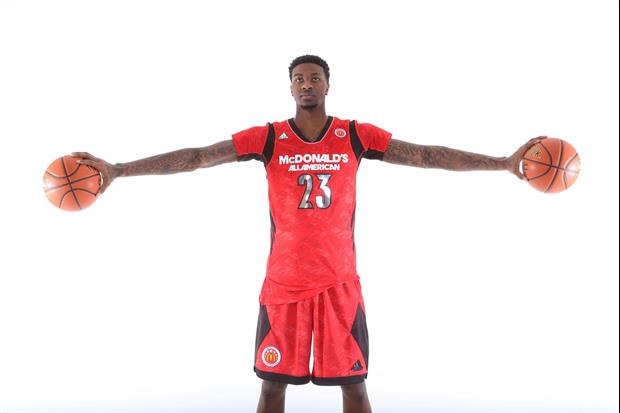 NCAA Clears Florida Freshmen Chris Walker To Play