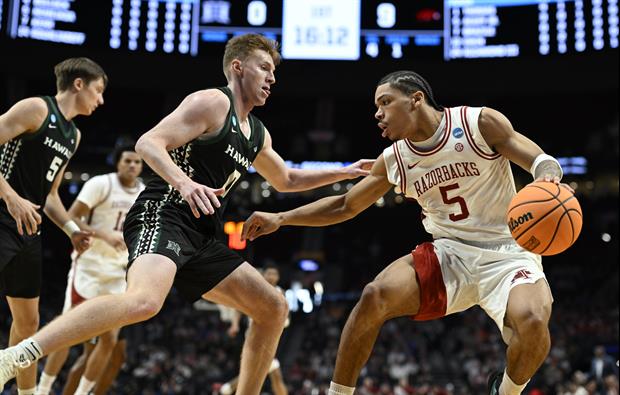 Arkansas Breezes Past Hawaii 97-78 In First Round Of March Madness