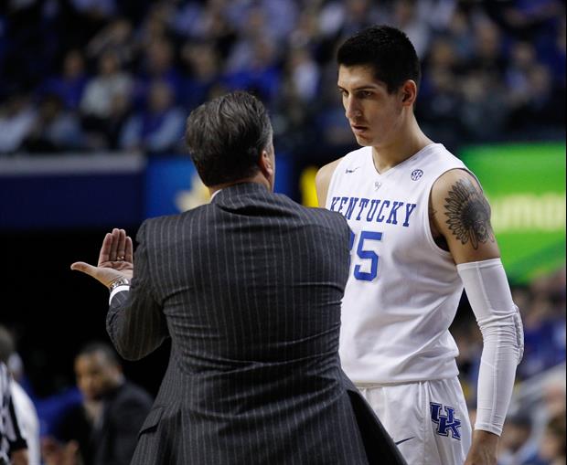 Police Footage Of Kentucky's Derek Willis Passed Out Drunk Outside Of Car