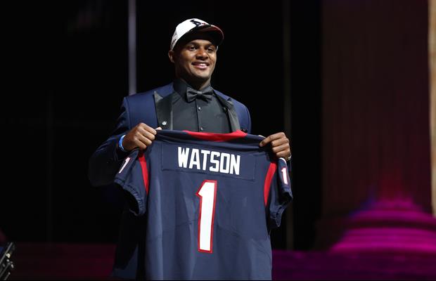 DeShaun Watson Gets Emotional Reading Letter From His Mom At Draft