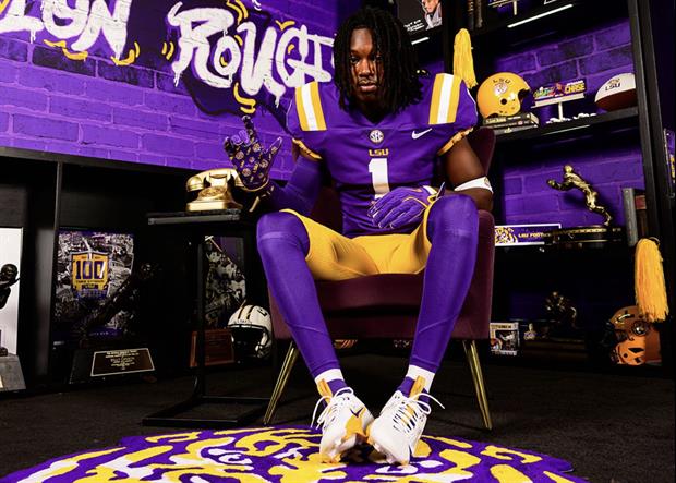 Watch: LSU CB Signee Dez Ellis Shares Lane Kiffin's Message To Him Before Signing Day