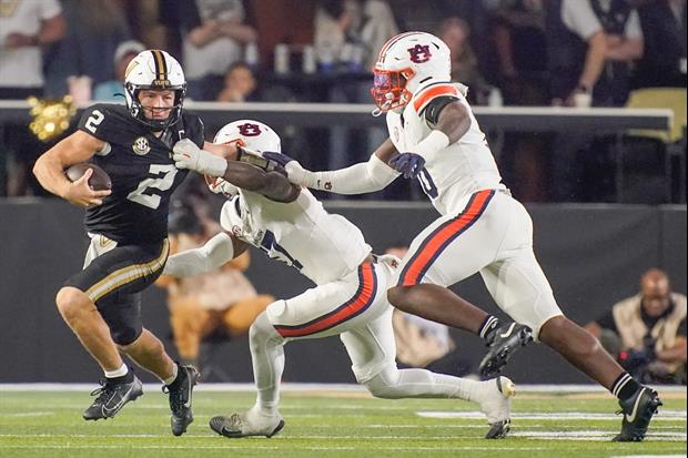 SEC Football Players Of The Week: Nov. 10