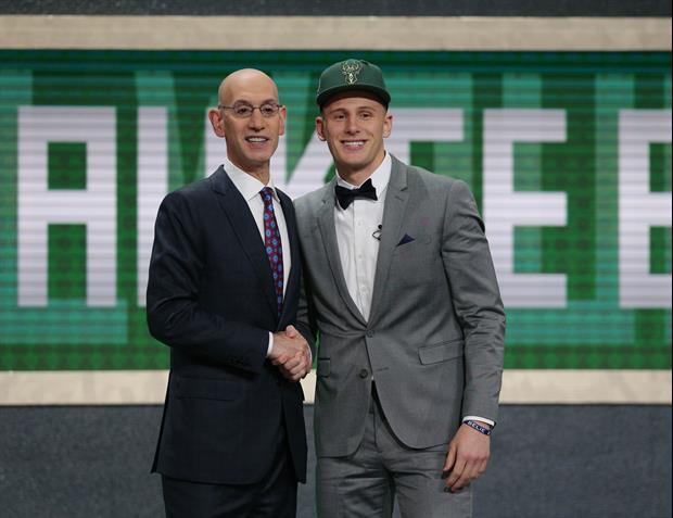 Milwaukee Bucks first round draft pick Donte DiVincenzo Has $3.71 Total In Bank Account