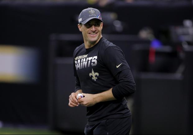 Video of Saints QB Drew Brees Looking Healed Throwing A Football