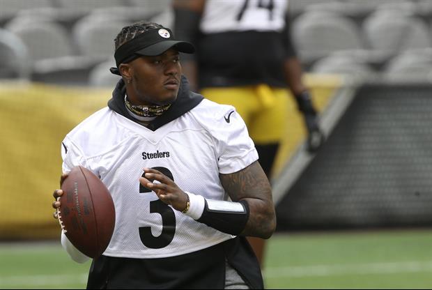 Steelers QB Dwayne Haskins Proposes To Girlfriend With Ridiculously Big Diamond Ring