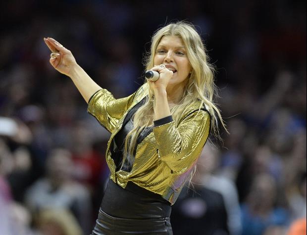 Fergie Performing At Clippers Game Made Dudes Act Weird