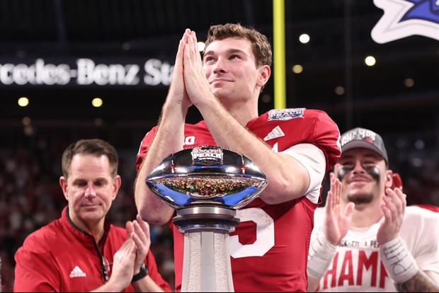 Indiana QB Fernando Mendoza’s Aunt Went Viral At Friday's Game
