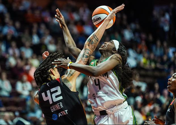 Watch: Flau’jae Johnson Does "Too Small" Gesture After Scoring On 6' 9 Brittney Griner