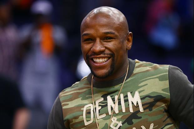 Floyd Mayweather Wants You To See This $100,000,000 Check He Received