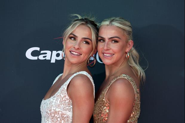 The Cavinder Twins Shined At The Sports Illustrated Swim Show