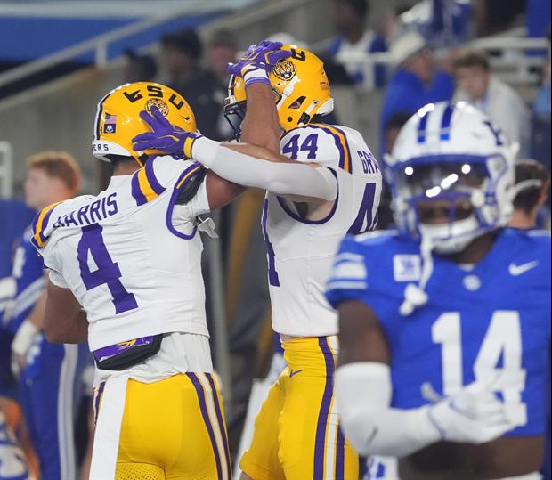 Watch: LSU Scores 2nd Trick Play Touchdown Of The Night To Take The Lead Over Kentucky
