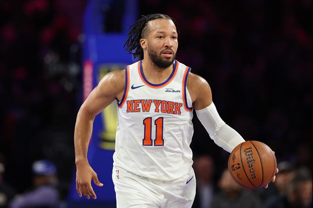 Female NBA Ref Got A Little Handsy With Jalen Brunson