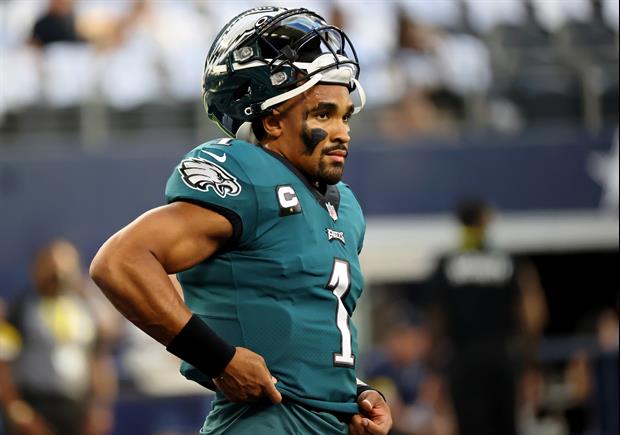 Looks Like Eagles QB Jalen Hurts Put On Some Muscle This Offseason