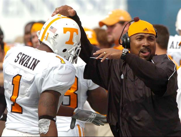 Watch Jayson Swain Get Surprised With News He’s Tennessee Volunteers Color Analyst