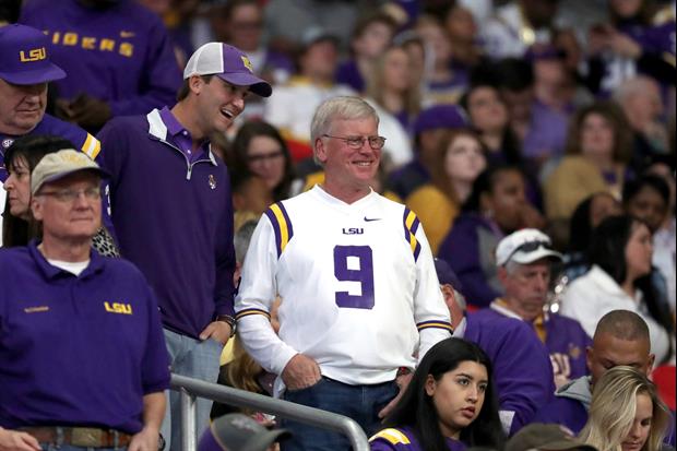Photo: Joe Burrow's Parents Visit With Lane Kiffin