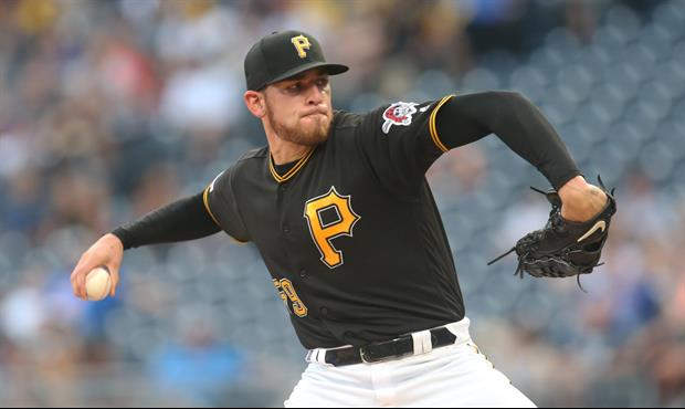 Pirates Pitcher Joe Musgrove Shows Off His Avengers Infinity Gauntlet Baseball Glove