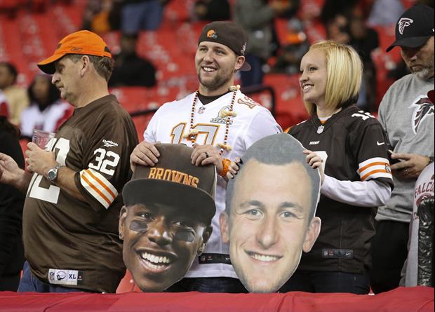 Browns Owner Sends Message To Manziel, Gordon After Friday Party