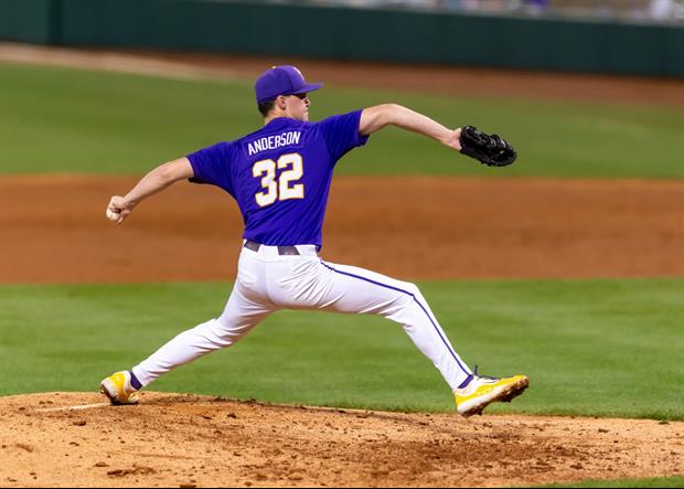 LSU Belts Three Homers In 8-1 Game 2 Win Over South Carolina