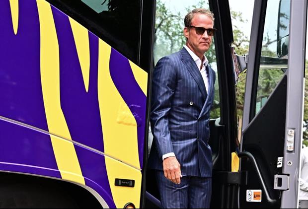 Watch: Lane Kiffin And The 2026 LSU Tigers Make Their First Walk Down Victory Hill