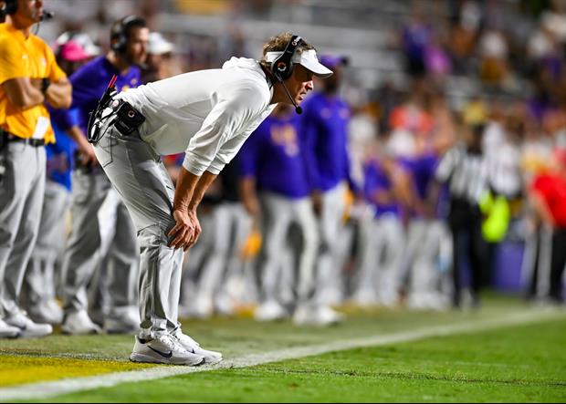 Watch: Lane Kiffin Was Shooting Hoops On The Sideline During Extra-Points vs. Clemson