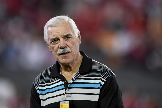 Damn Right Dolphins Legend Larry Csonka Had A Cigar & Drink After Steelers’ First Loss