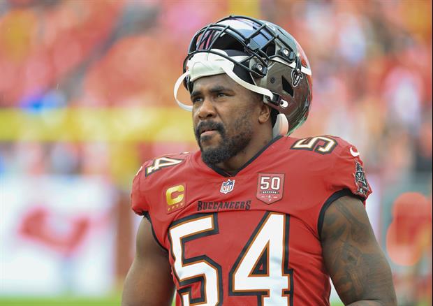 Bucs Star Lavonte David Retires, Gives Emotional Speech About His Late Parents