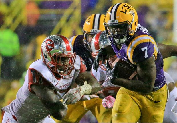 Poll: What Will Be The Outcome Of The LSU-Western Kentucky Game