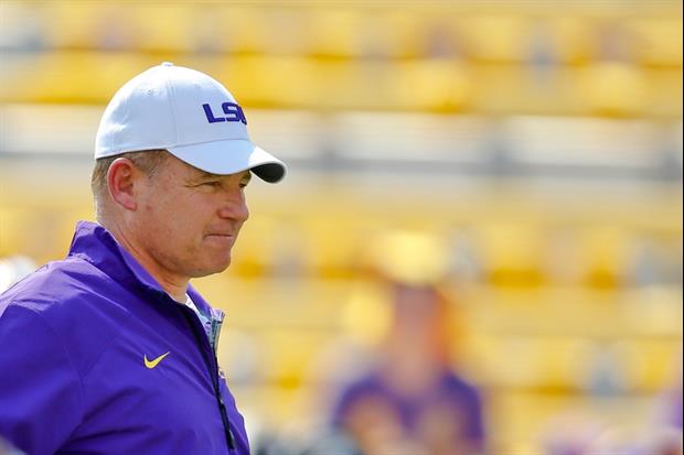 Les Miles Has Funny Advice To Angry Ole Miss Fan Video