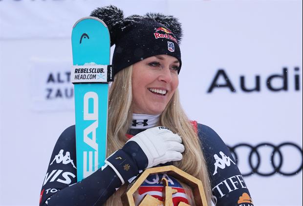 Lindsey Vonn Wipes Out on Video During World Cup Race Before Winter Olympics
