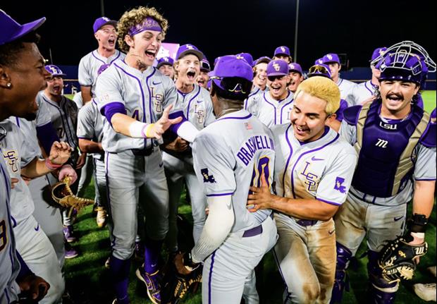 Watch: The Tigers Were Amped Up During The "Magic Moment" Following The South Carolina Win