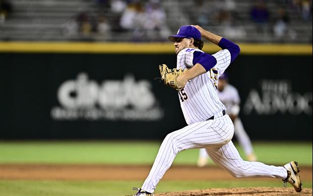 LSU Clinches Series vs. South Carolina With 7-3 Victory In Game 2