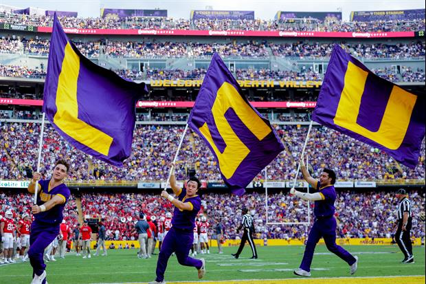 Photo: LSU Reveals Helmet Choice For Saturday's Game Against Vanderbilt