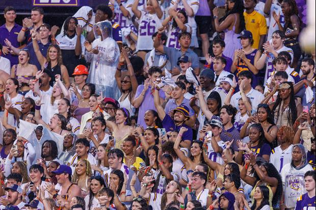 Watch: Tiger Stadium Errupts After Jordan Ross Snags Pick Six Interception